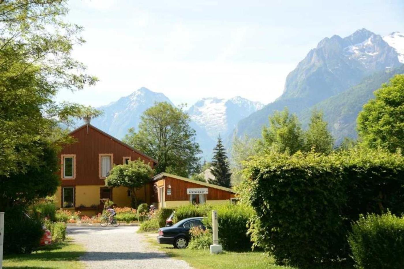 Camping 5 Etoiles - Piscine - Eeceff Le Bourg-dʼOisans Dış mekan fotoğraf