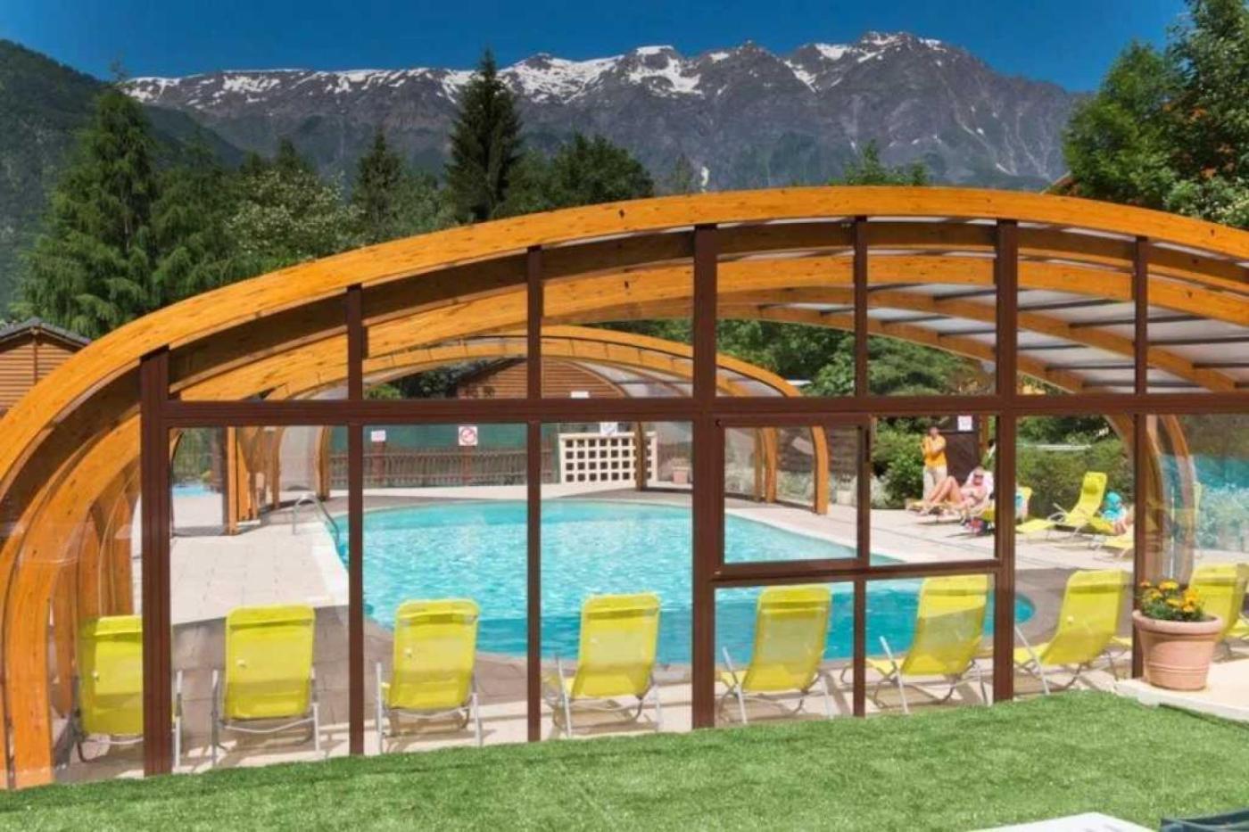 Camping 5 Etoiles - Piscine - Eeceff Le Bourg-dʼOisans Dış mekan fotoğraf