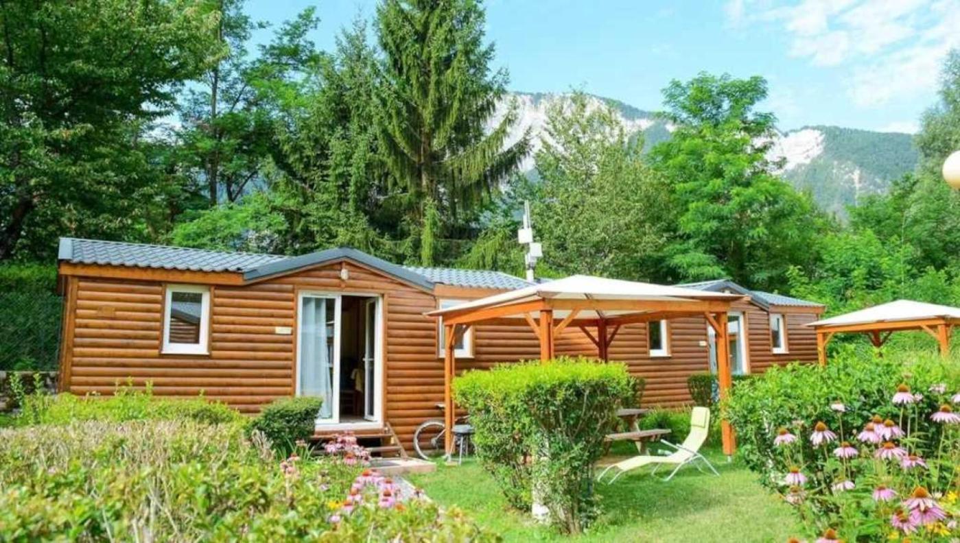 Camping 5 Etoiles - Piscine - Eeceff Le Bourg-dʼOisans Dış mekan fotoğraf